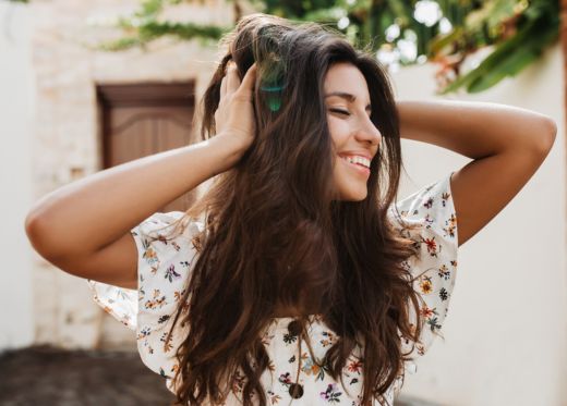 4 Steps To Get Frizz-Free, Flip-Worthy Hair This Summer