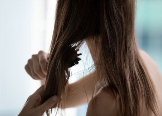 Hair Breakage: 5 Possible Reasons & Ways To Fix It